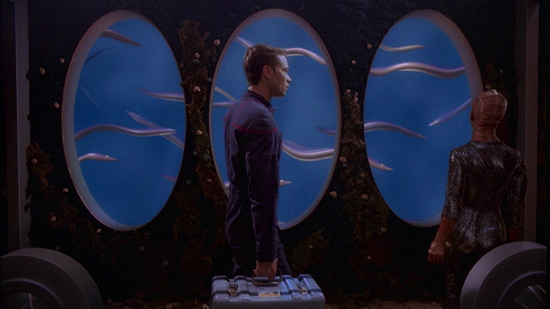 extant_StarTrek_ENT_1x05-Unexpected_1001.jpg
