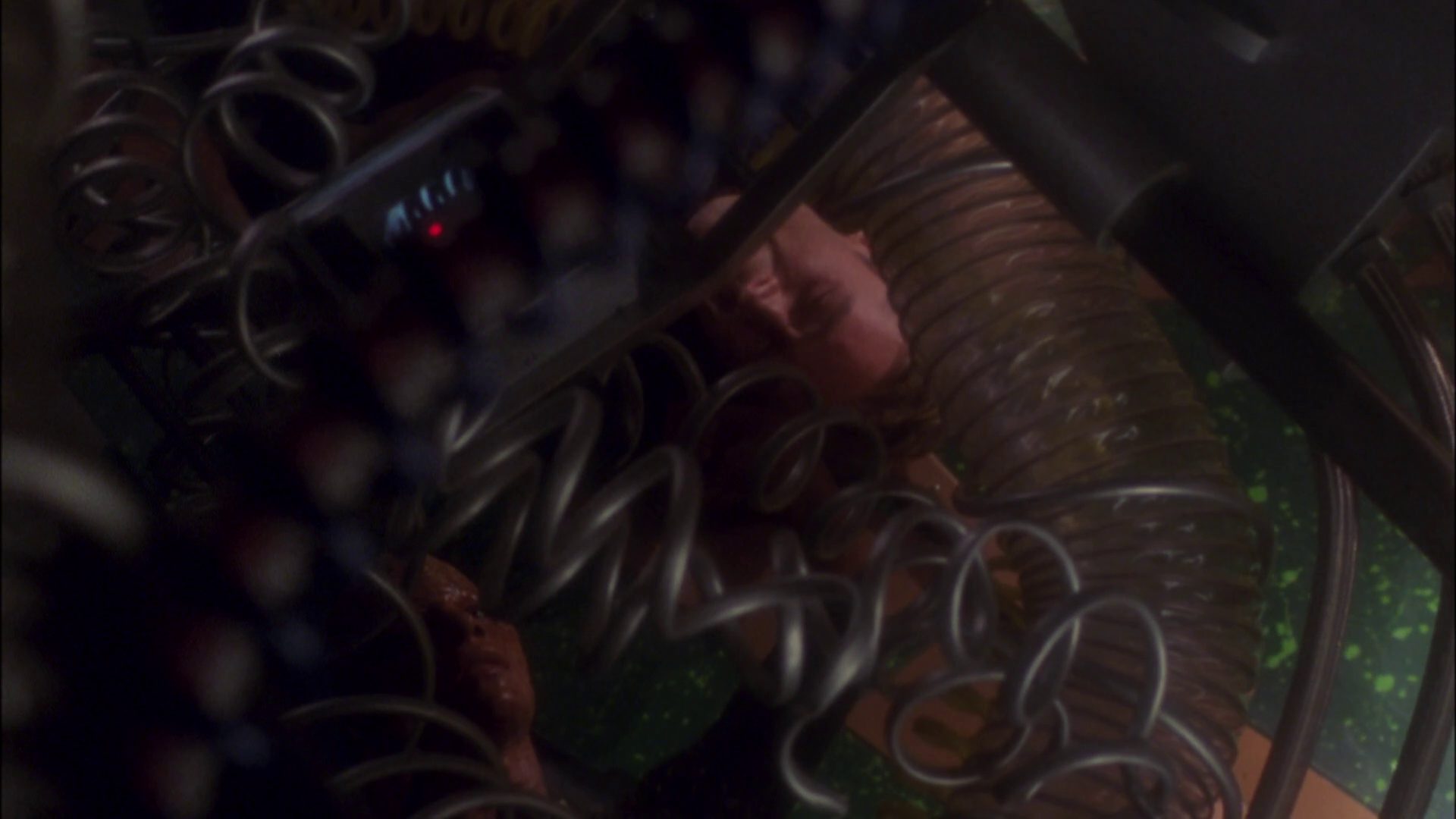 extant_StarTrek_ENT_1x05-Unexpected_1036.jpg