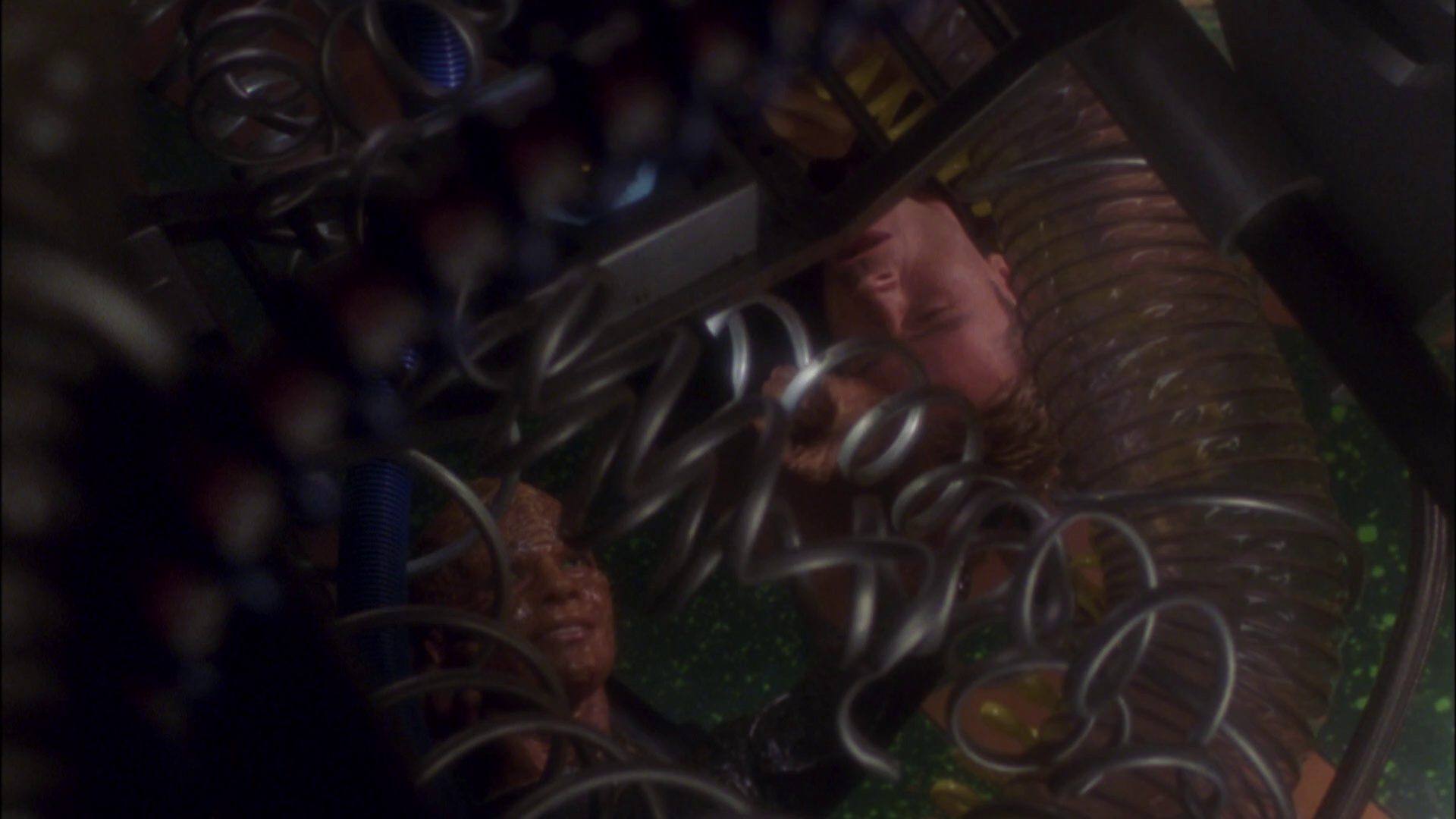 extant_StarTrek_ENT_1x05-Unexpected_1041.jpg