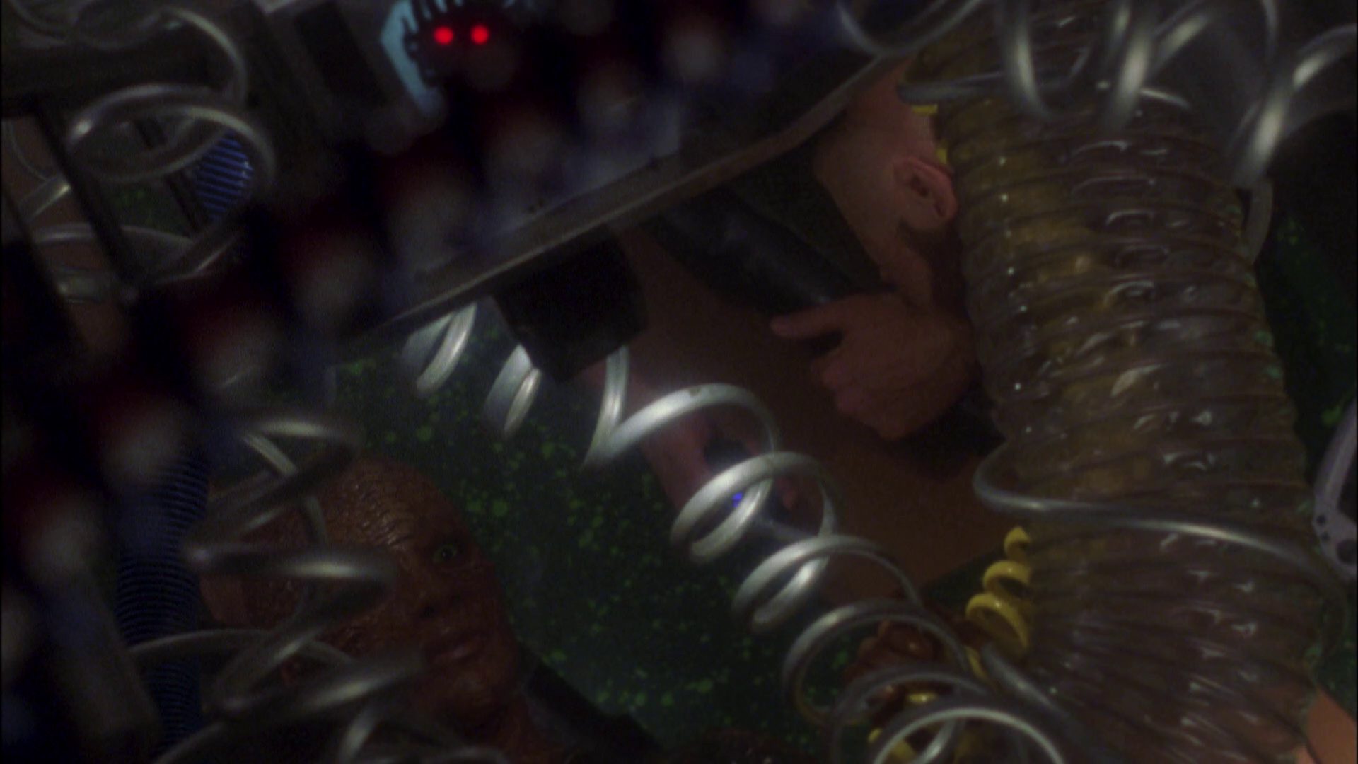 extant_StarTrek_ENT_1x05-Unexpected_1173.jpg