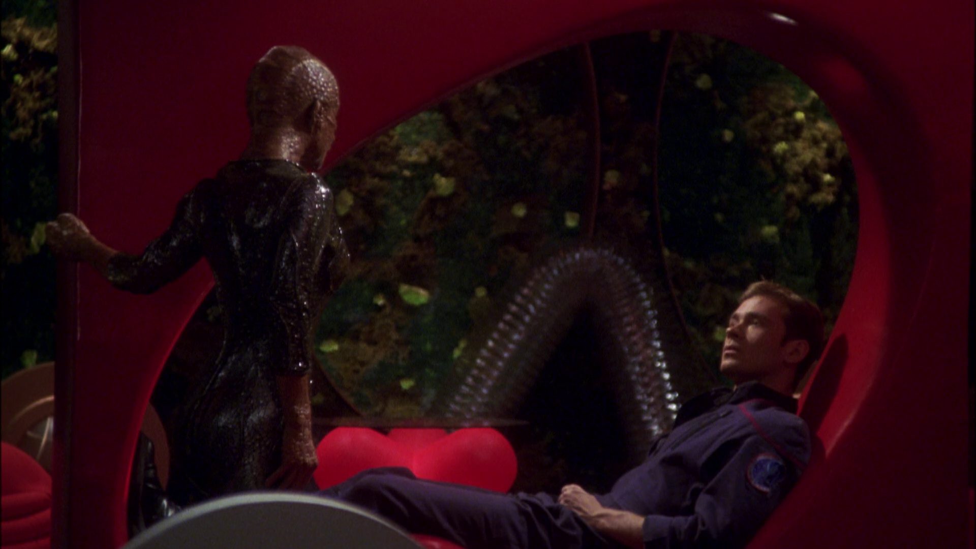 extant_StarTrek_ENT_1x05-Unexpected_1244.jpg