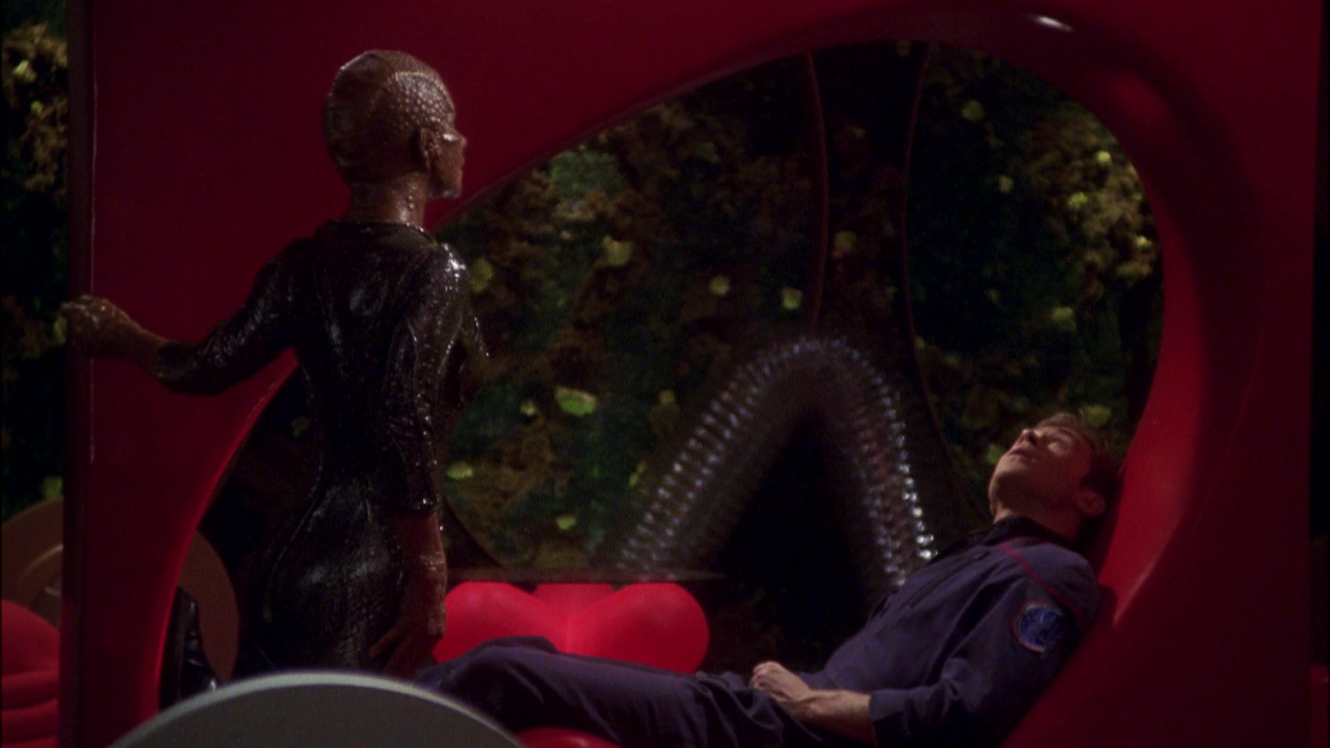 extant_StarTrek_ENT_1x05-Unexpected_1246.jpg