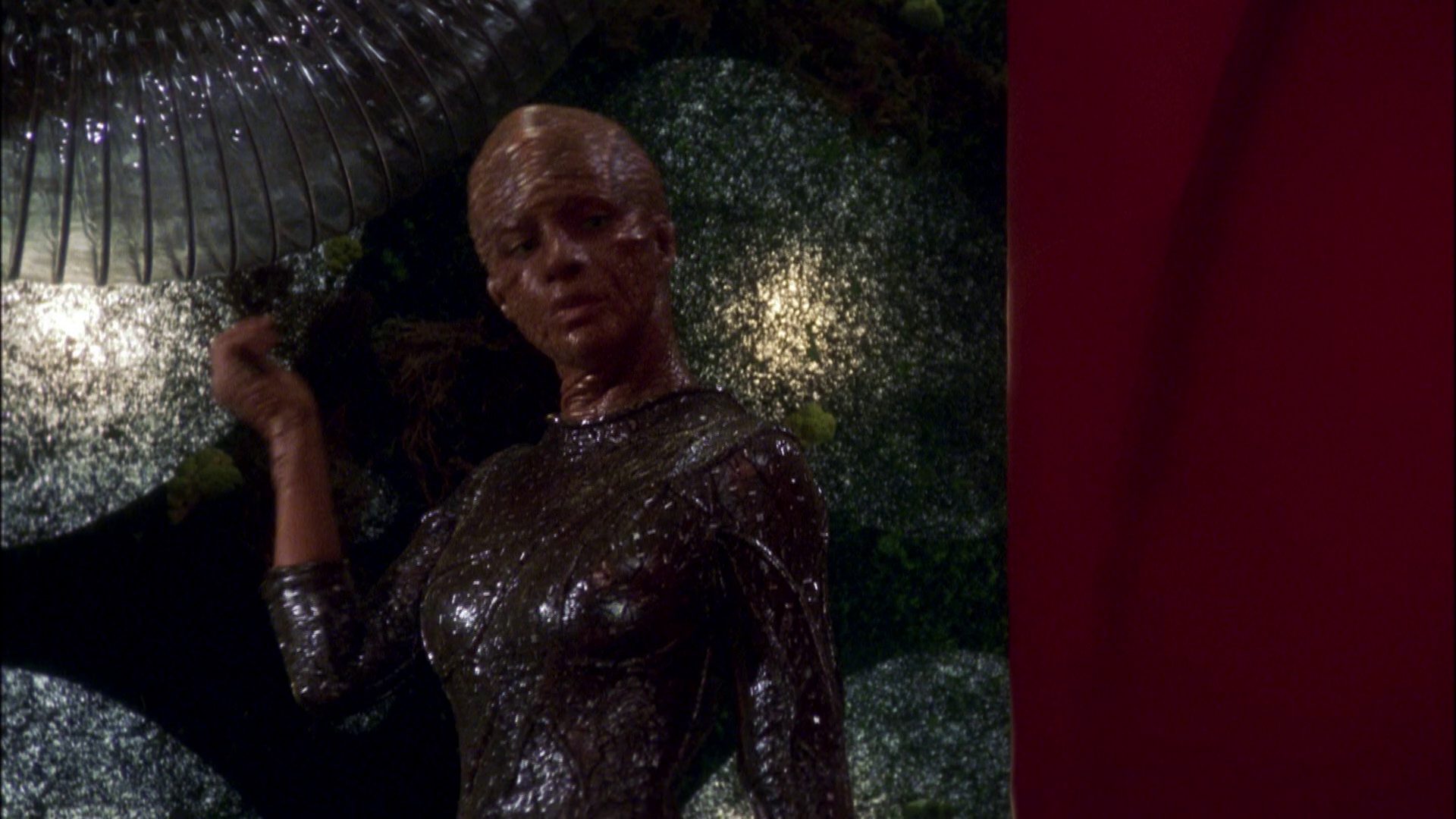 extant_StarTrek_ENT_1x05-Unexpected_1272.jpg