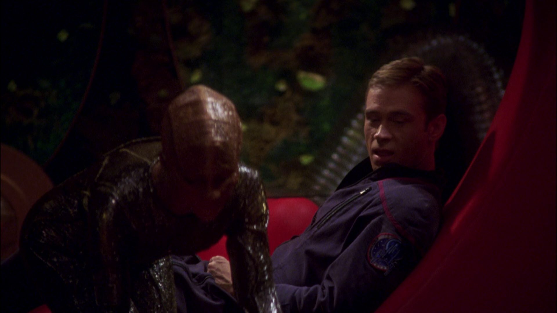 extant_StarTrek_ENT_1x05-Unexpected_1285.jpg