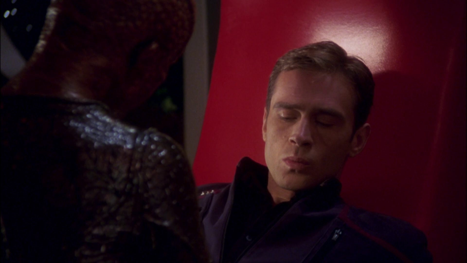 extant_StarTrek_ENT_1x05-Unexpected_1305.jpg