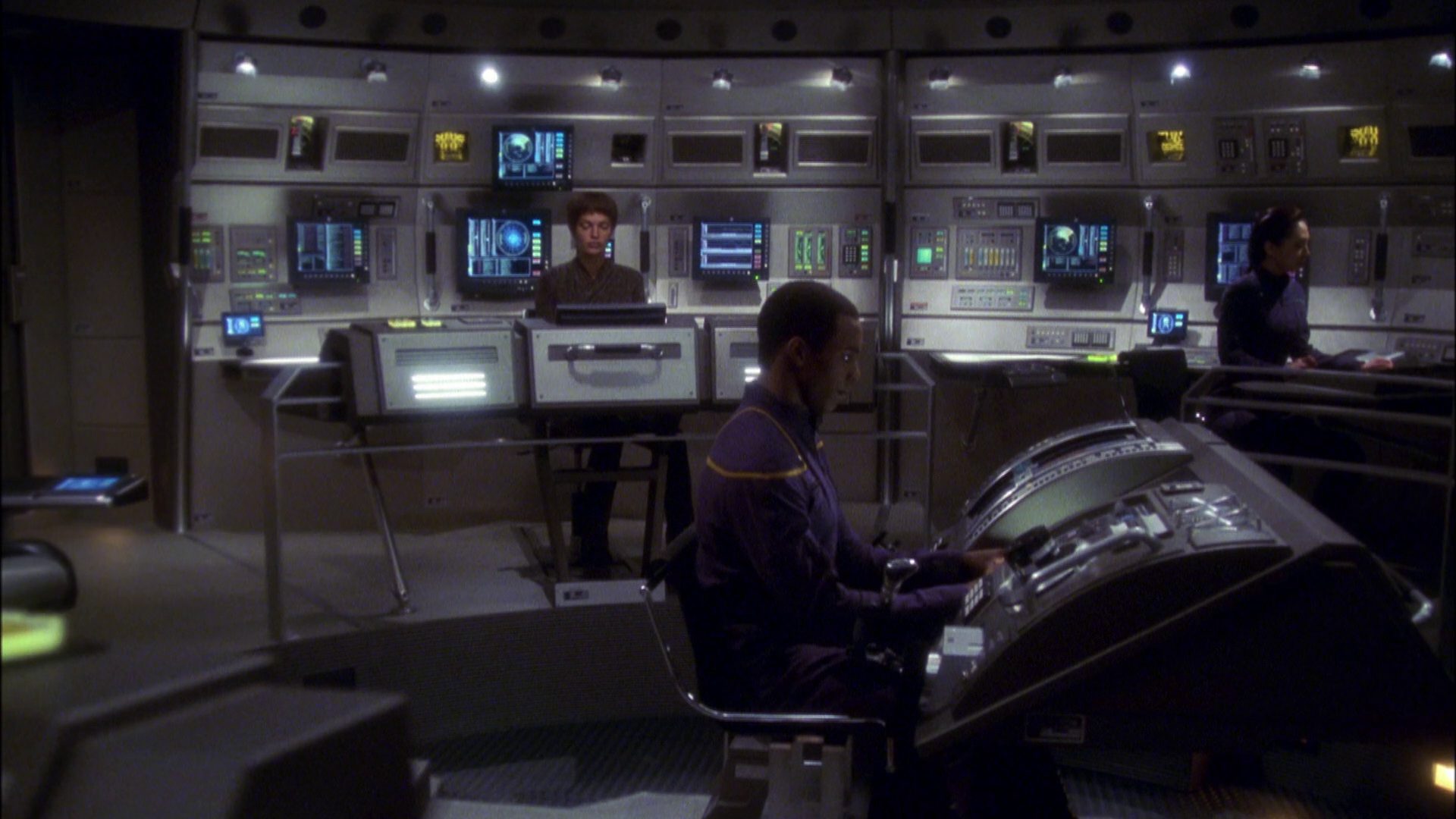 extant_StarTrek_ENT_1x05-Unexpected_1411.jpg