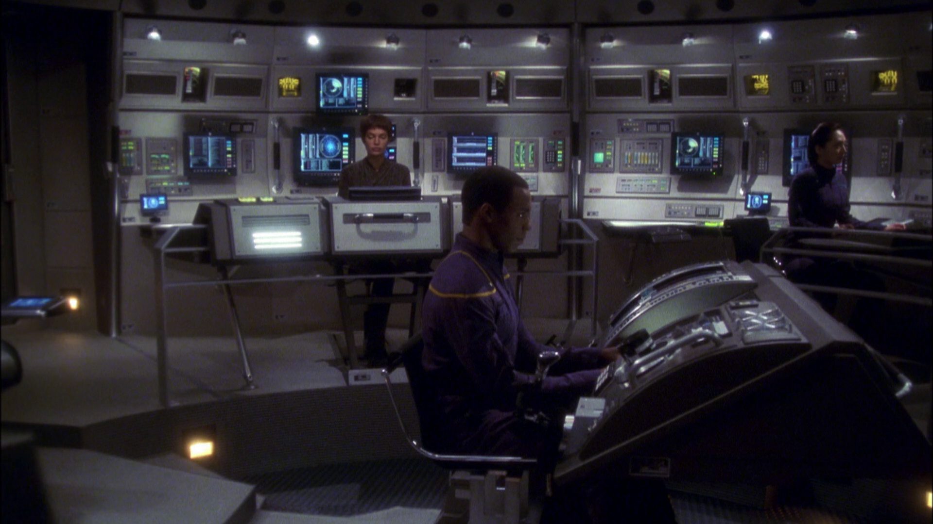 extant_StarTrek_ENT_1x05-Unexpected_1412.jpg