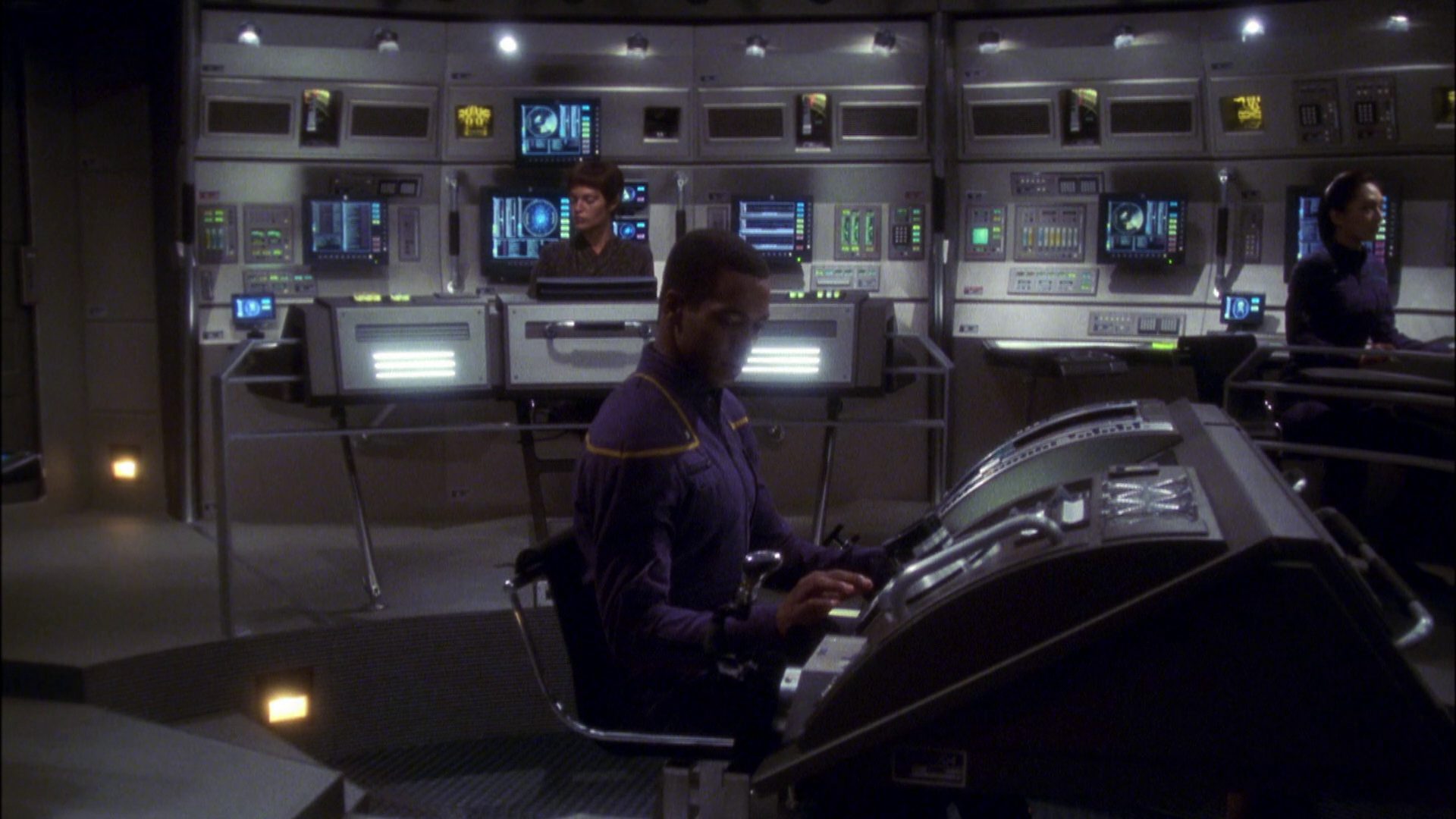 extant_StarTrek_ENT_1x05-Unexpected_1414.jpg