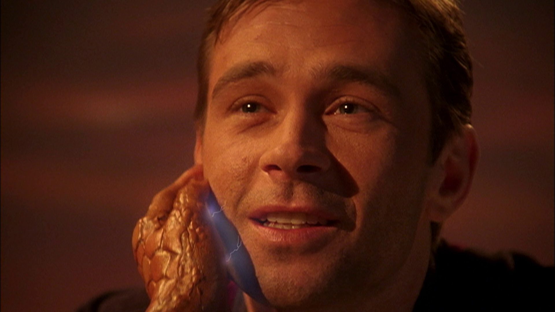 extant_StarTrek_ENT_1x05-Unexpected_1677.jpg