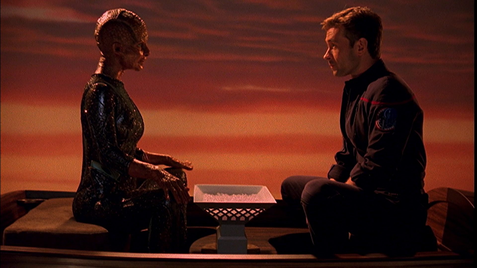 extant_StarTrek_ENT_1x05-Unexpected_1695.jpg