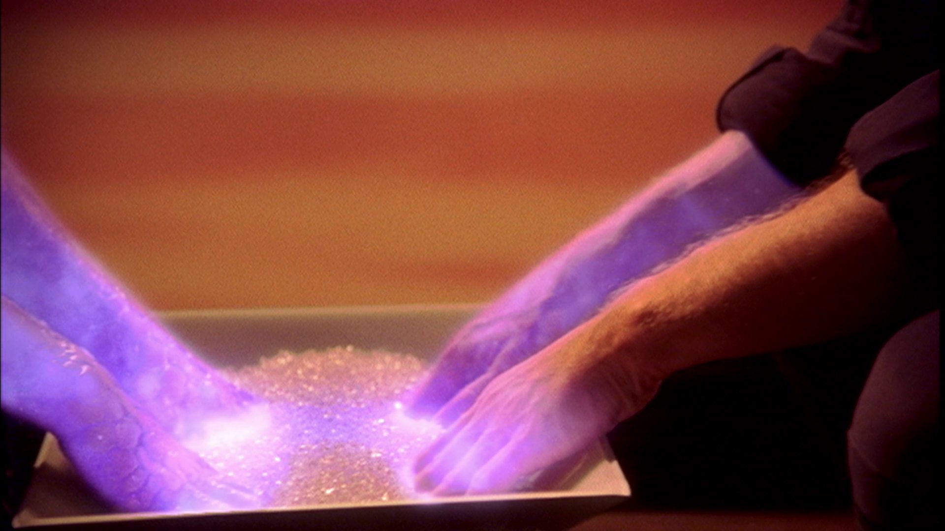 extant_StarTrek_ENT_1x05-Unexpected_1742.jpg