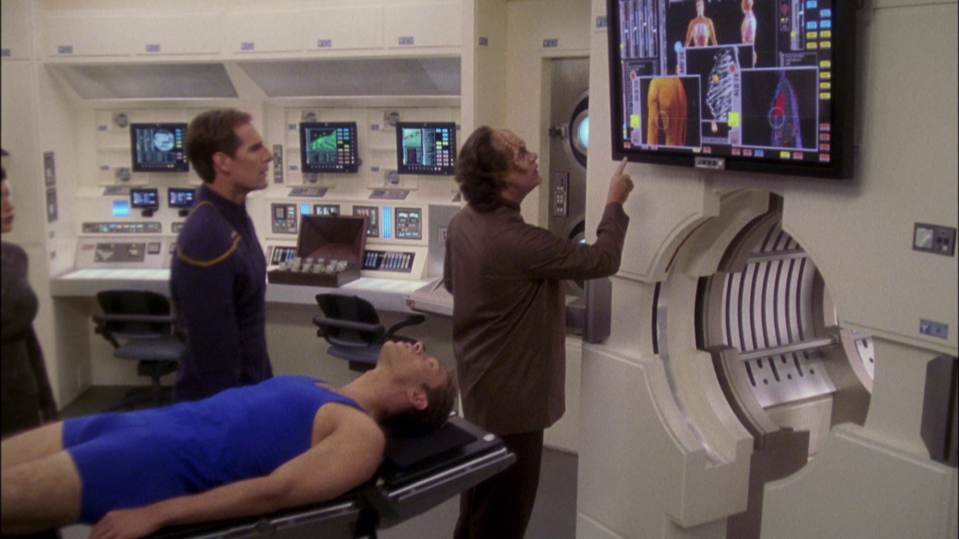extant_StarTrek_ENT_1x05-Unexpected_2178.jpg