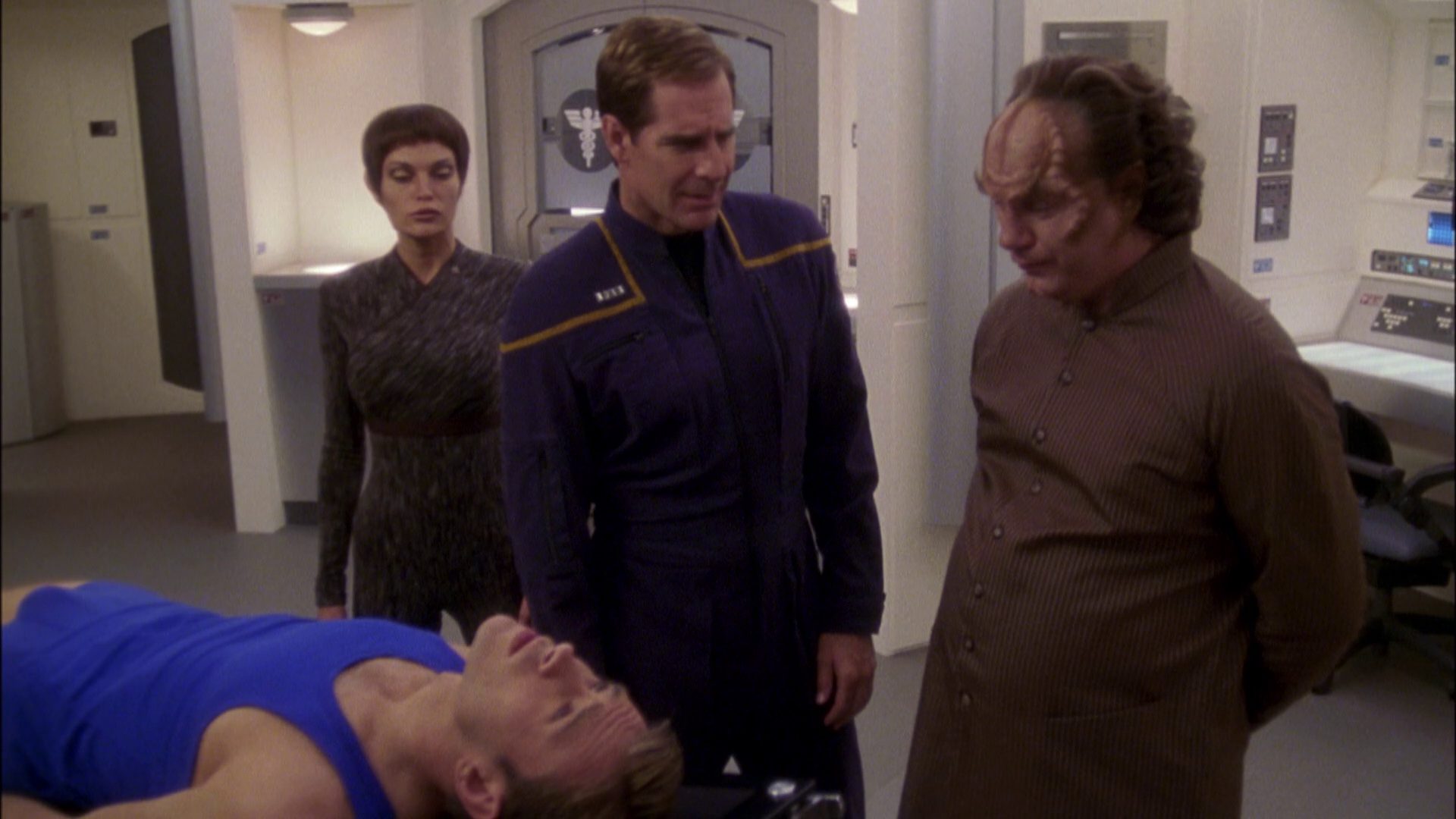 extant_StarTrek_ENT_1x05-Unexpected_2190.jpg