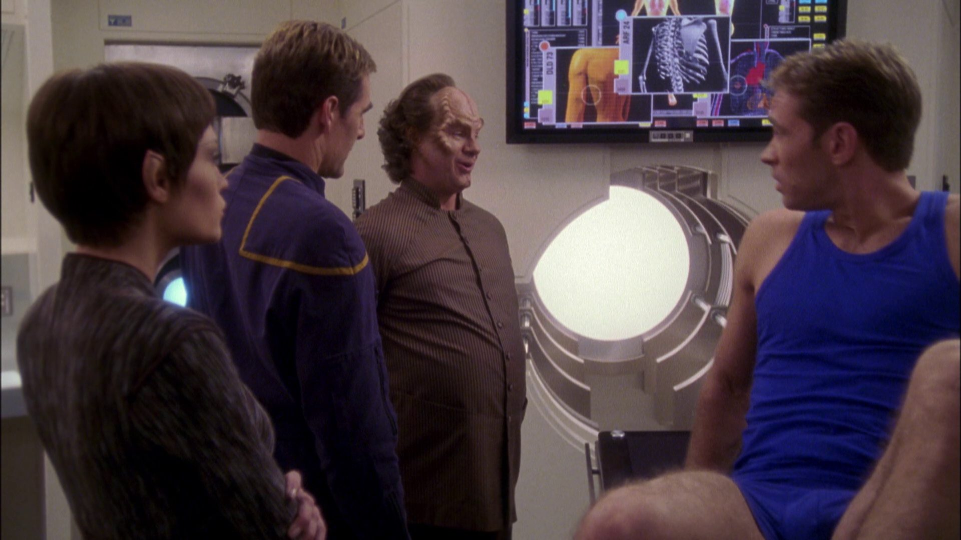 extant_StarTrek_ENT_1x05-Unexpected_2214.jpg
