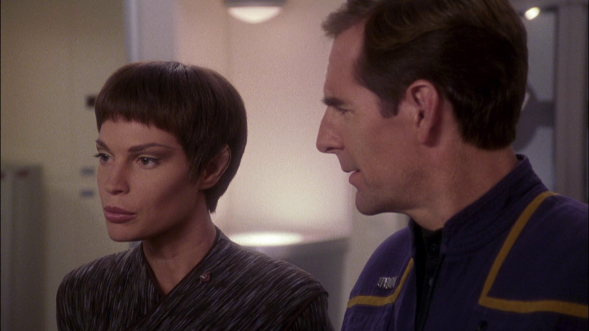 extant_StarTrek_ENT_1x05-Unexpected_2293.jpg