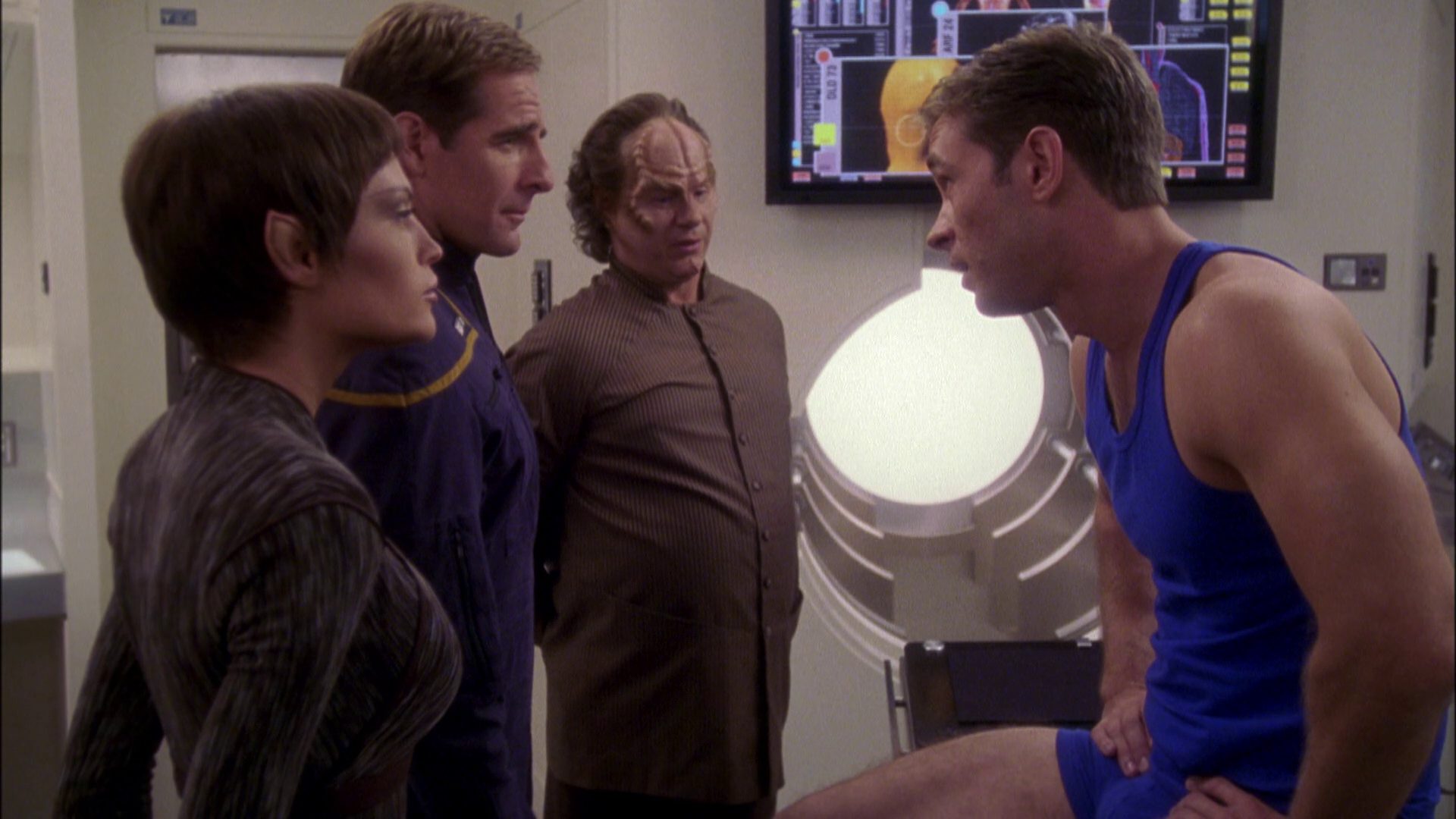 extant_StarTrek_ENT_1x05-Unexpected_2312.jpg