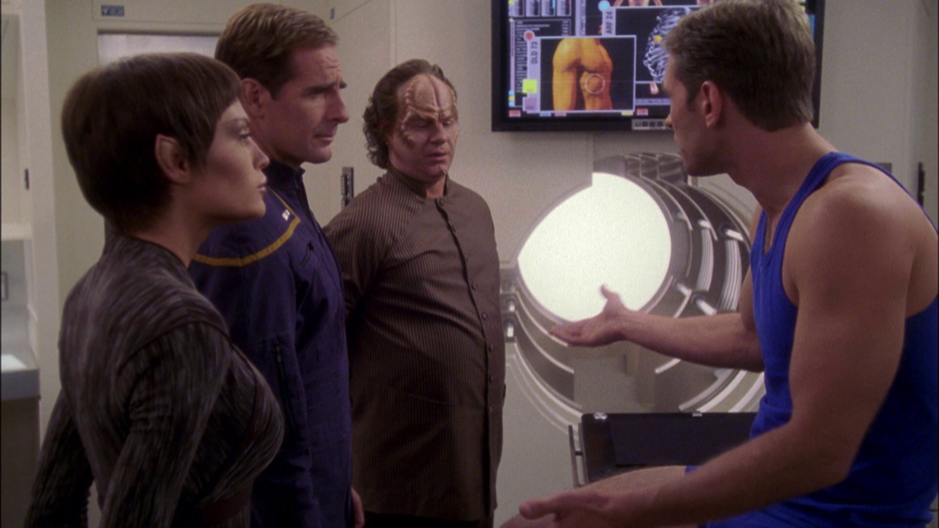 extant_StarTrek_ENT_1x05-Unexpected_2370.jpg