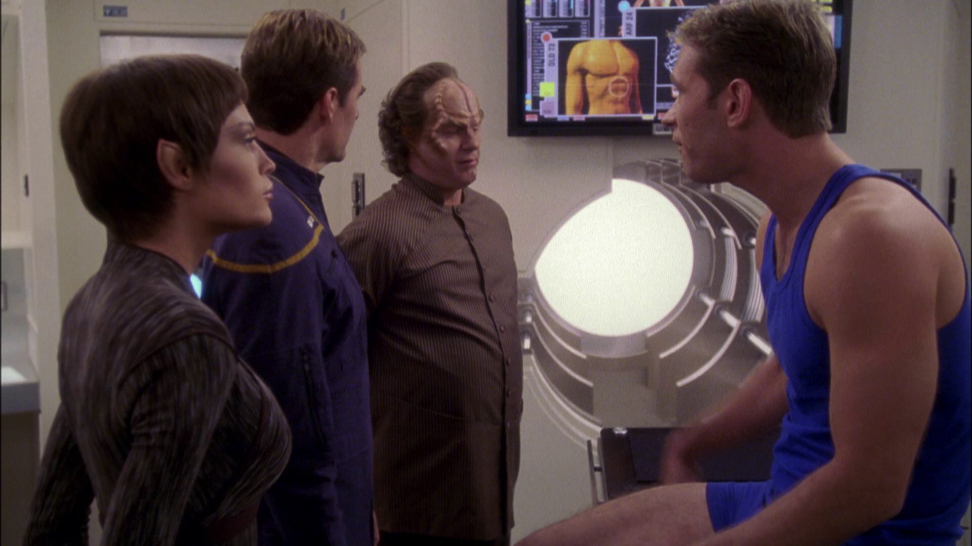 extant_StarTrek_ENT_1x05-Unexpected_2371.jpg