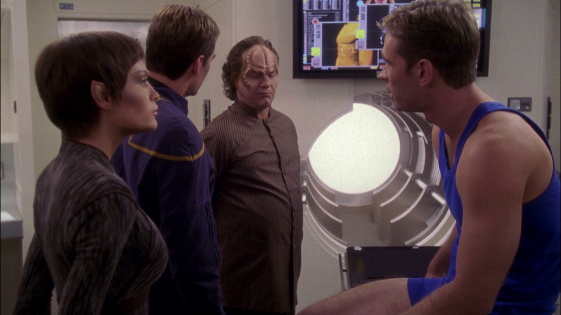 extant_StarTrek_ENT_1x05-Unexpected_2374.jpg