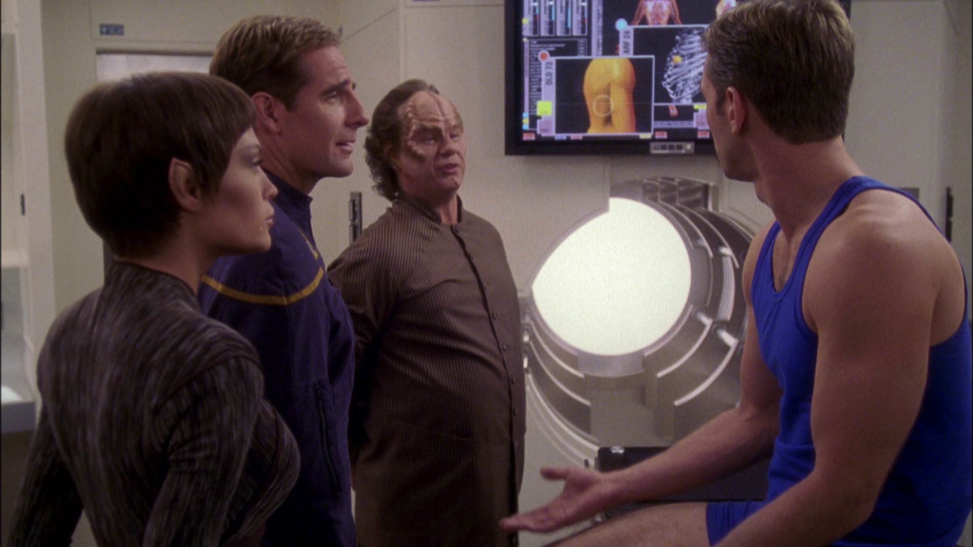 extant_StarTrek_ENT_1x05-Unexpected_2425.jpg