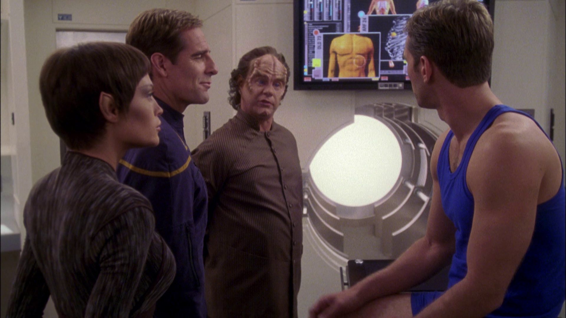 extant_StarTrek_ENT_1x05-Unexpected_2429.jpg