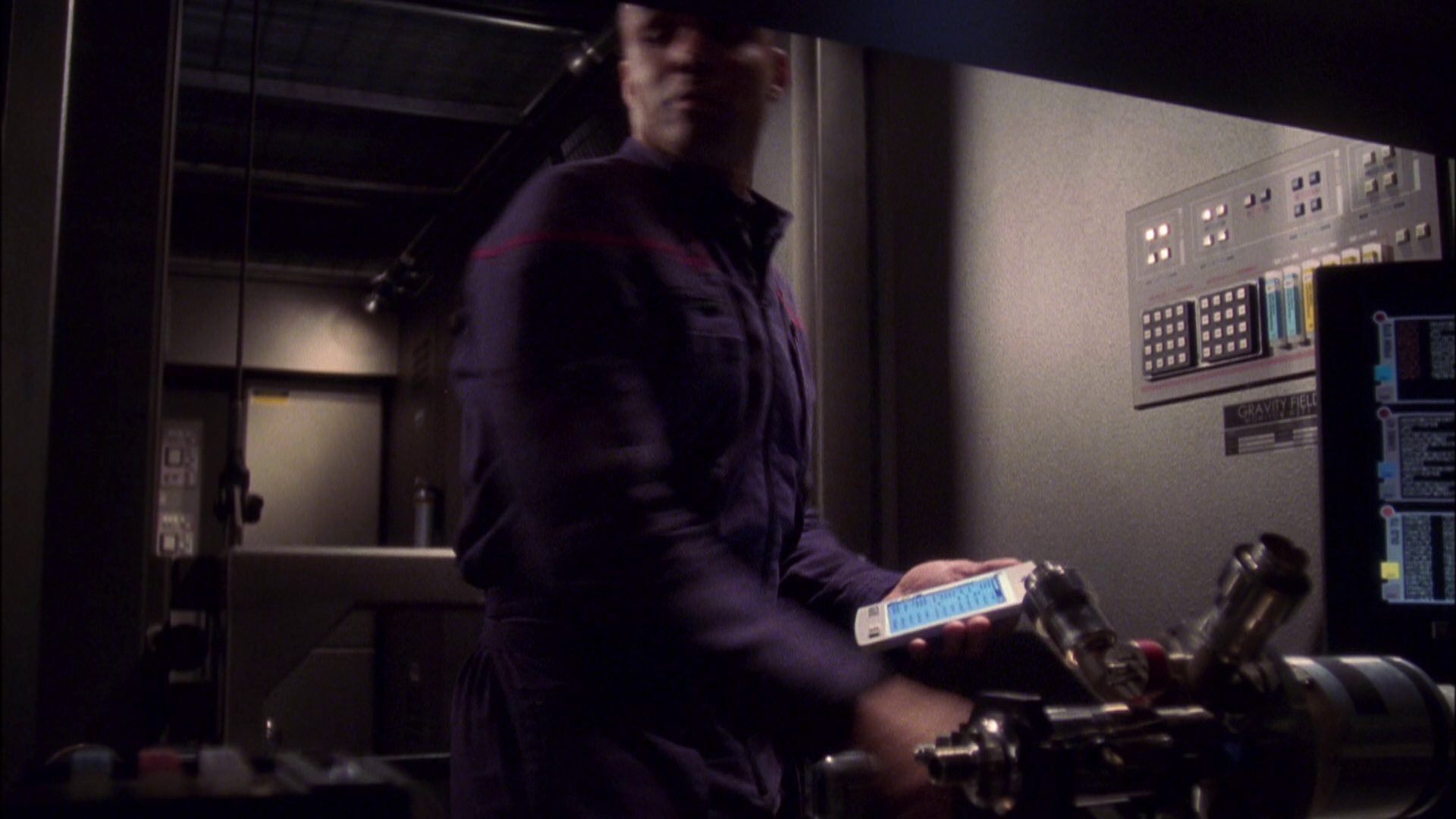 extant_StarTrek_ENT_1x05-Unexpected_2468.jpg