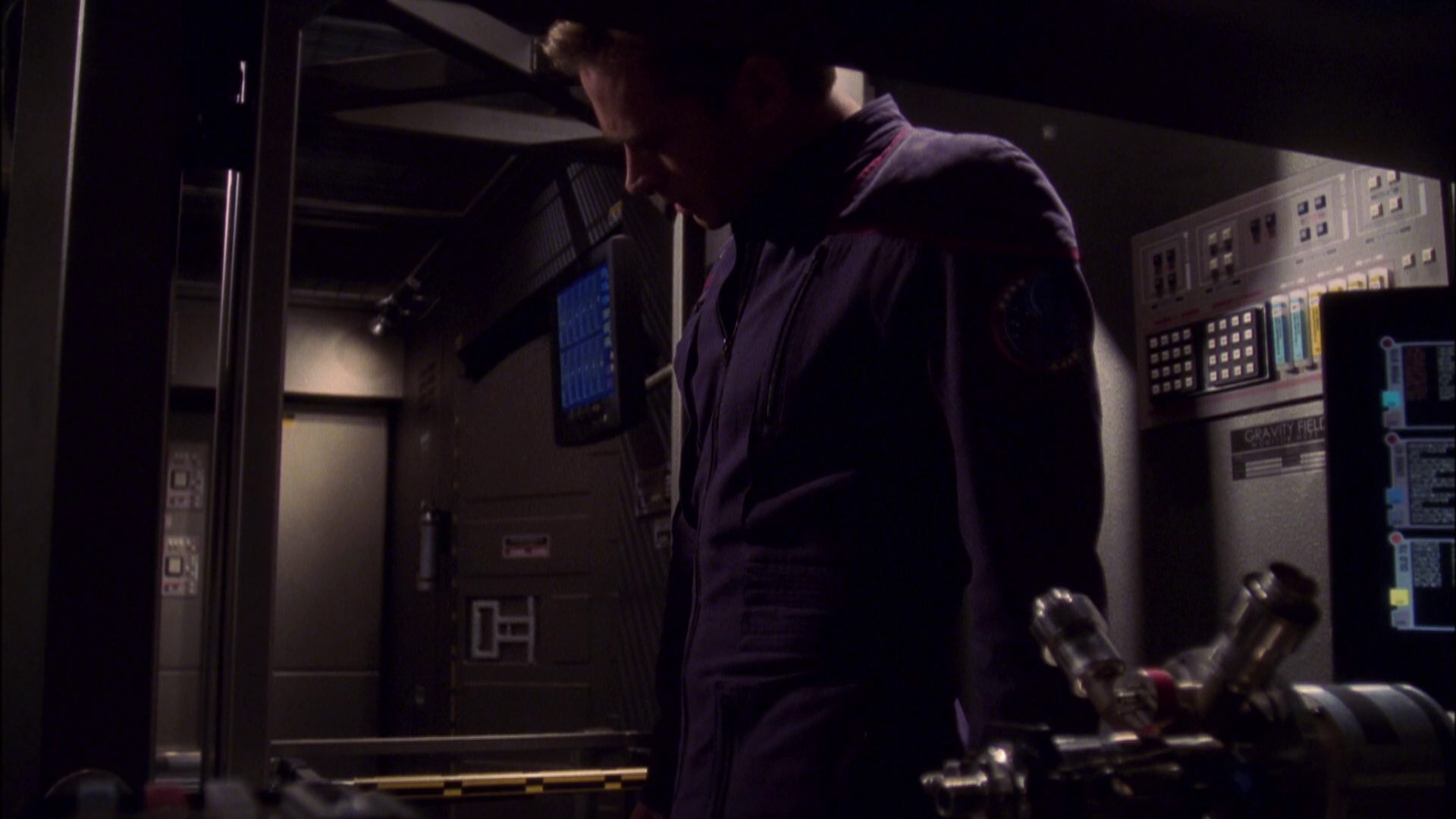 extant_StarTrek_ENT_1x05-Unexpected_2485.jpg