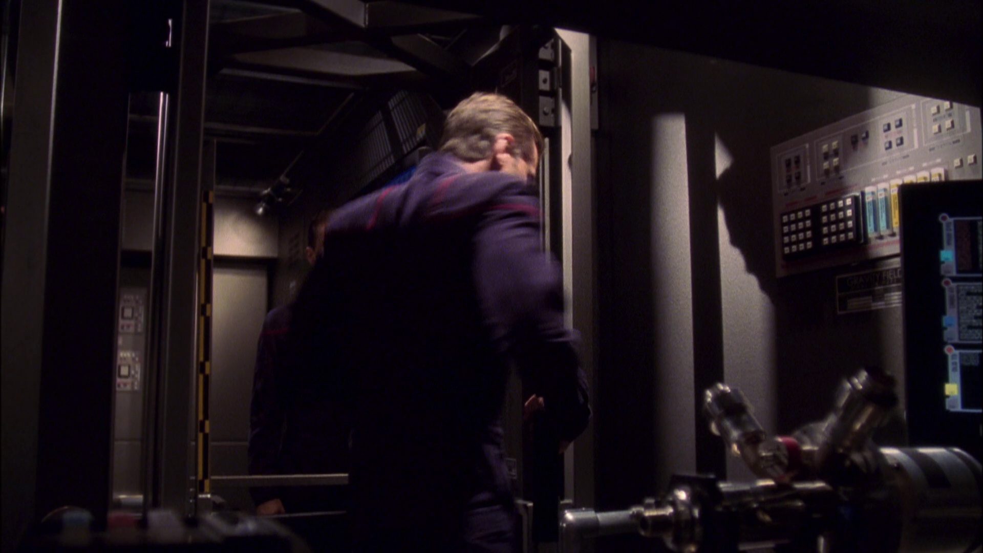 extant_StarTrek_ENT_1x05-Unexpected_2519.jpg