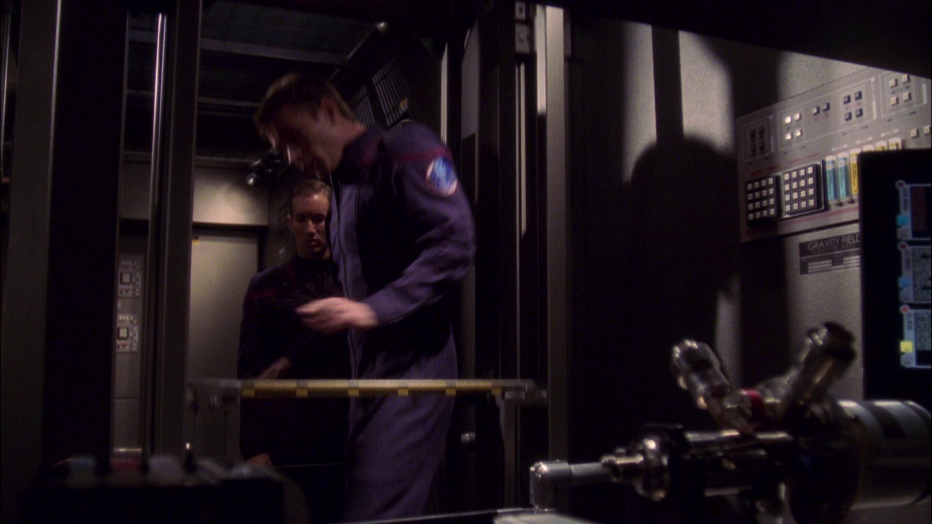 extant_StarTrek_ENT_1x05-Unexpected_2524.jpg