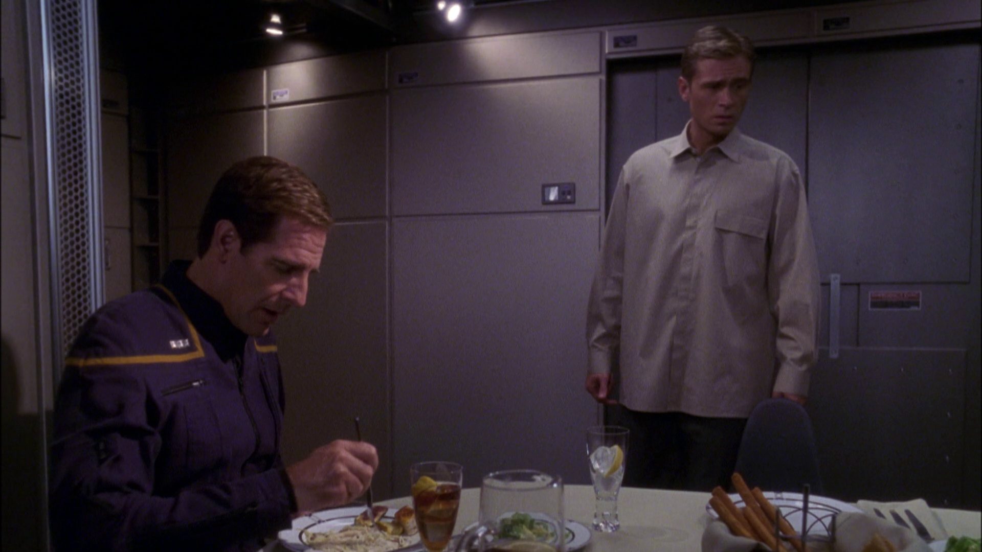 extant_StarTrek_ENT_1x05-Unexpected_2586.jpg