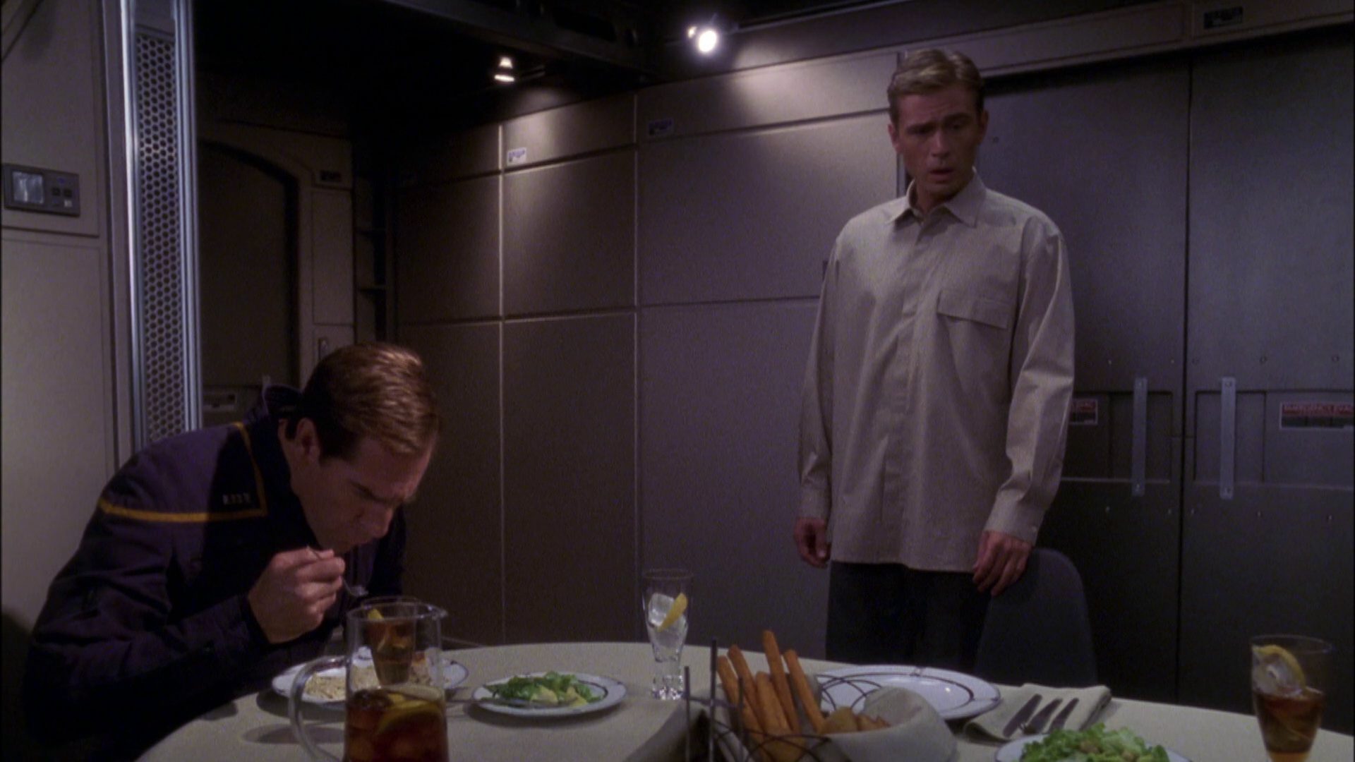 extant_StarTrek_ENT_1x05-Unexpected_2590.jpg