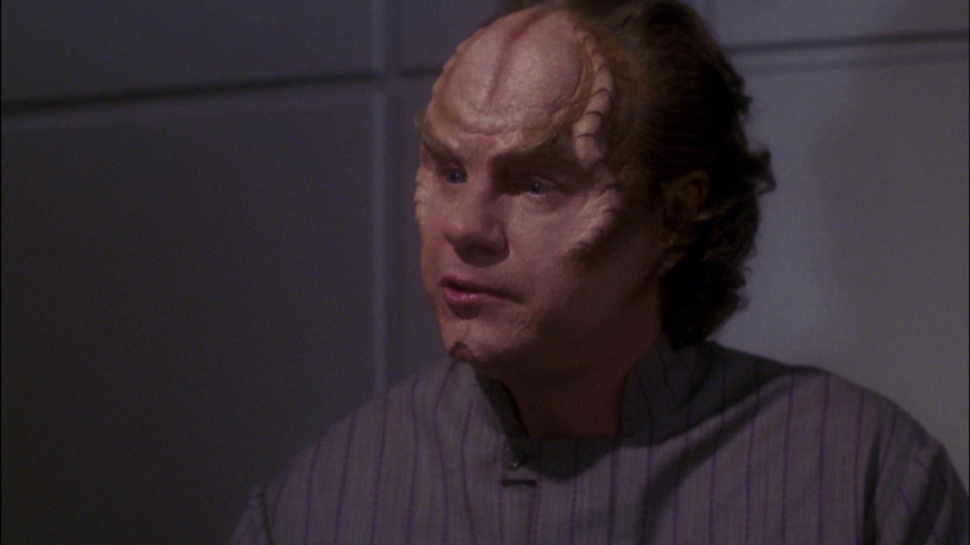 extant_StarTrek_ENT_1x05-Unexpected_2609.jpg