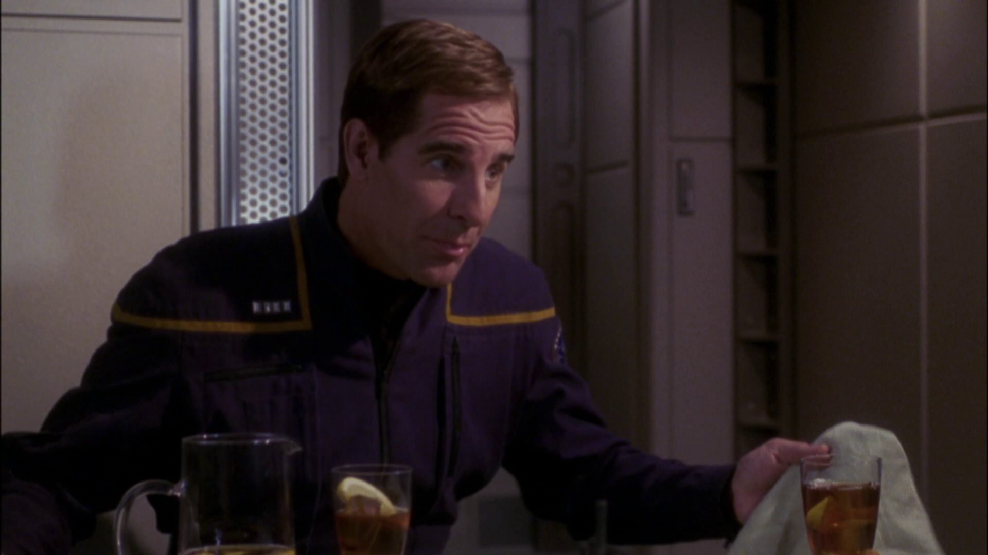 extant_StarTrek_ENT_1x05-Unexpected_2825.jpg