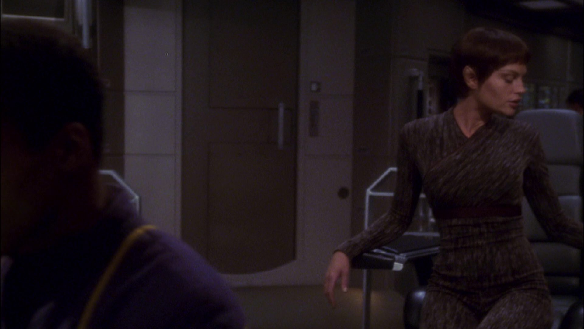 extant_StarTrek_ENT_1x05-Unexpected_2852.jpg