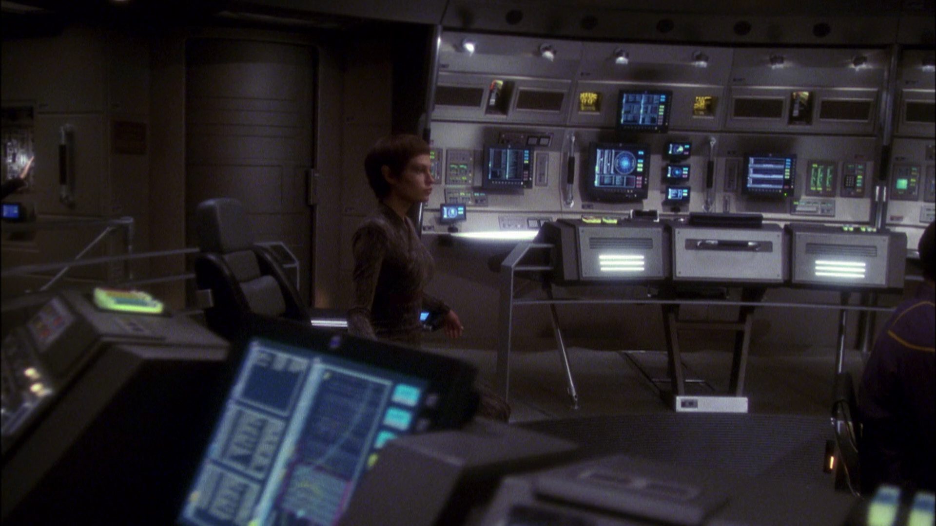 extant_StarTrek_ENT_1x05-Unexpected_2881.jpg
