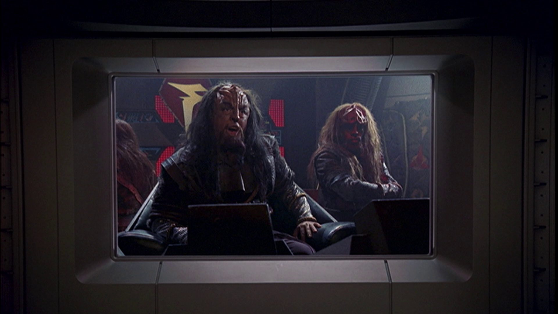 extant_StarTrek_ENT_1x05-Unexpected_3134.jpg
