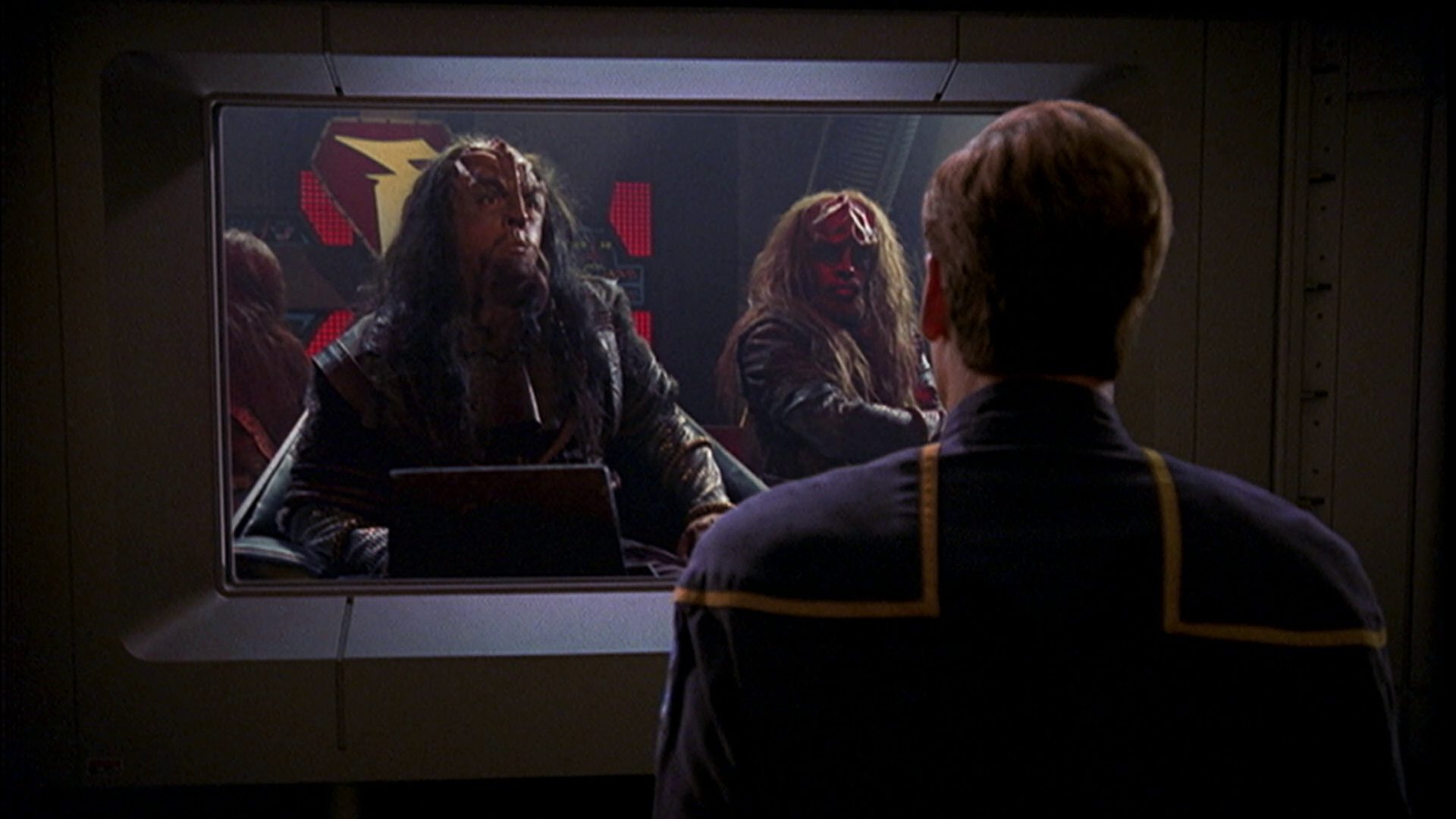 extant_StarTrek_ENT_1x05-Unexpected_3148.jpg