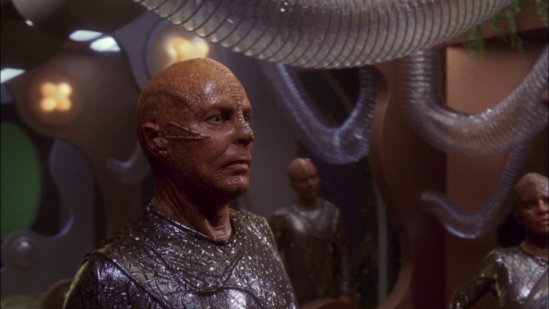 extant_StarTrek_ENT_1x05-Unexpected_3401.jpg