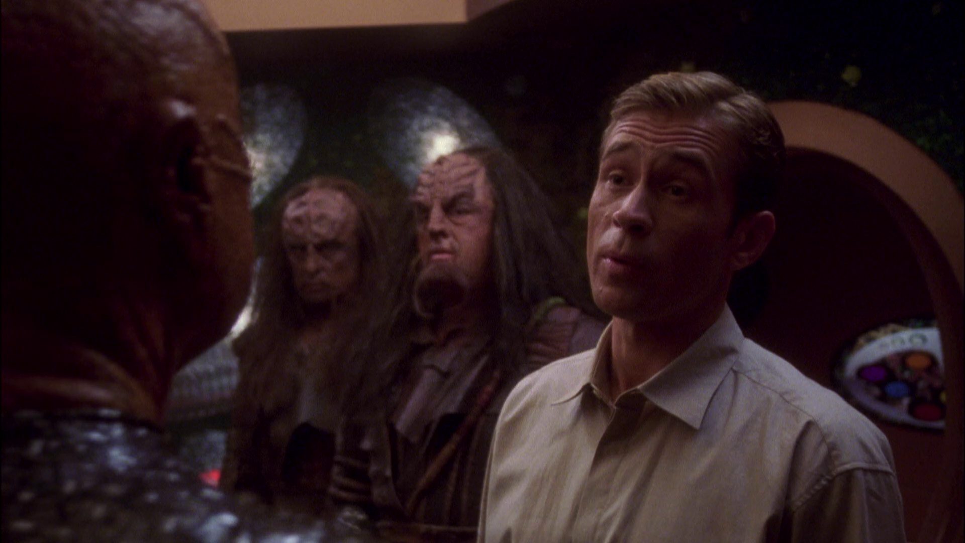 extant_StarTrek_ENT_1x05-Unexpected_3408.jpg
