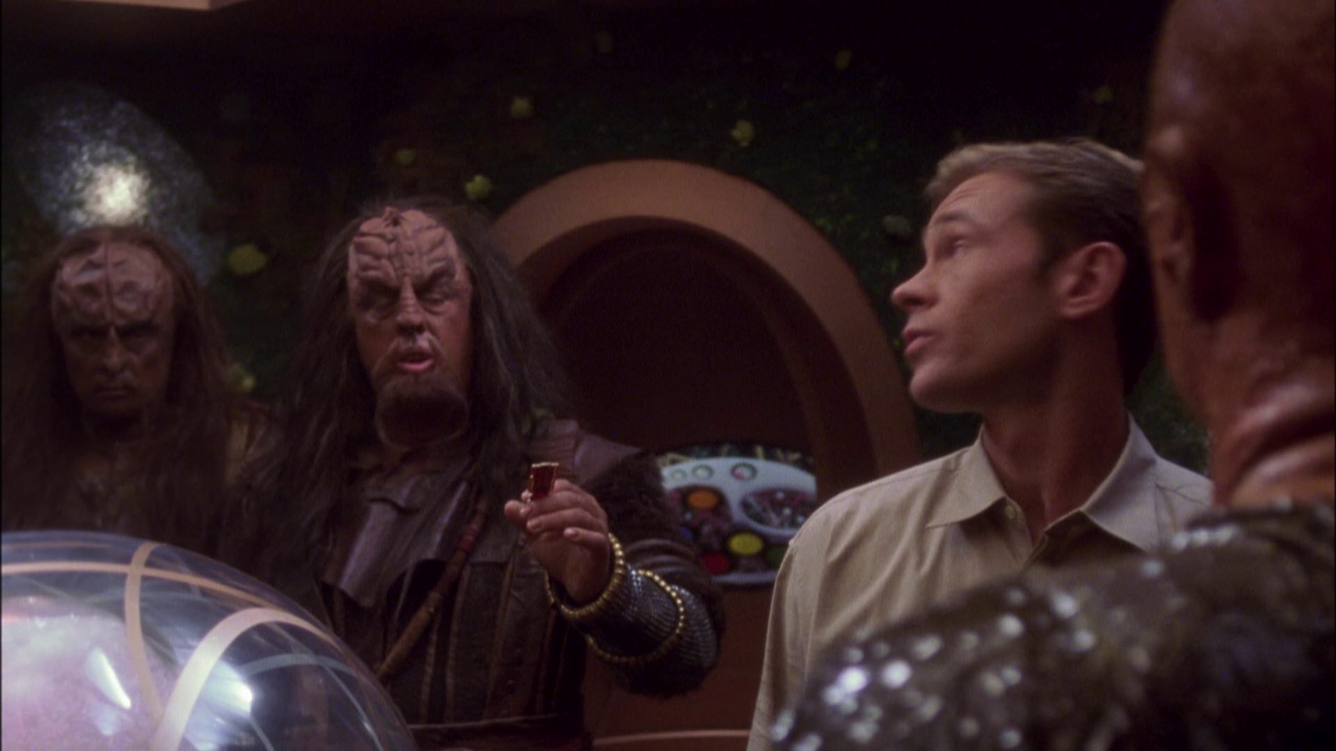 extant_StarTrek_ENT_1x05-Unexpected_3412.jpg
