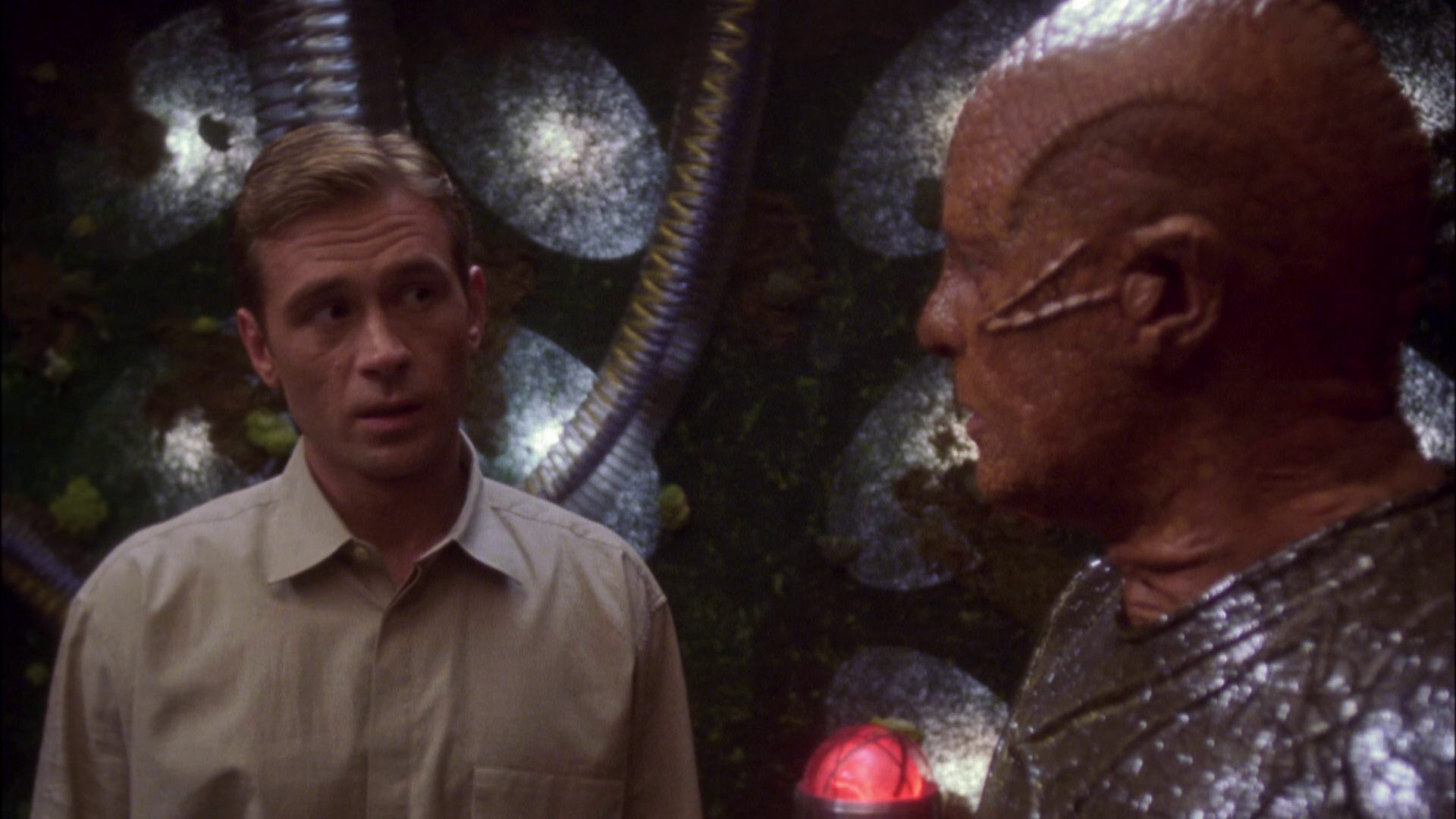 extant_StarTrek_ENT_1x05-Unexpected_3419.jpg