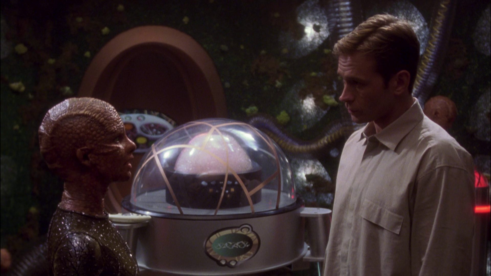 extant_StarTrek_ENT_1x05-Unexpected_3439.jpg