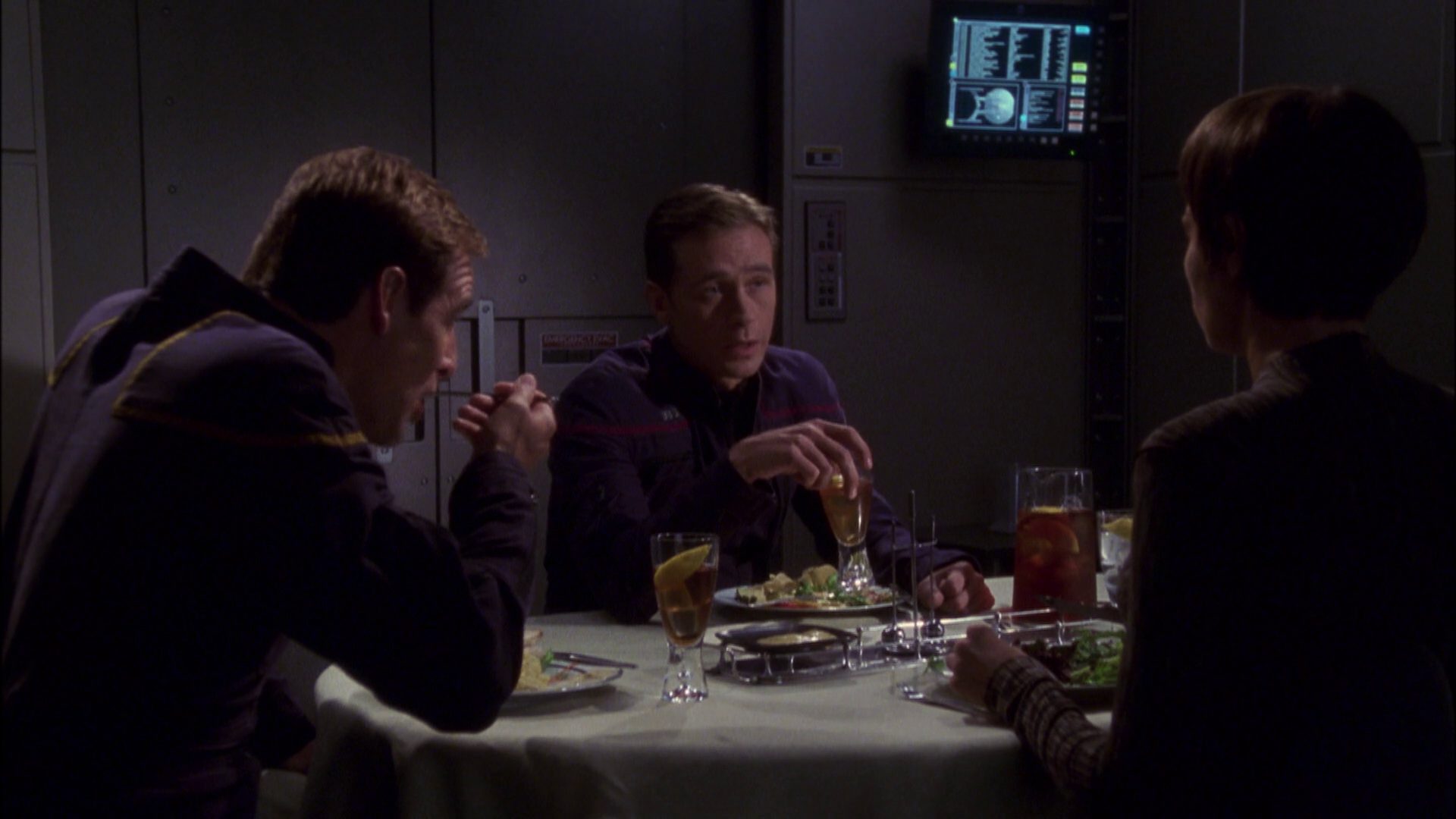 extant_StarTrek_ENT_1x05-Unexpected_3585.jpg