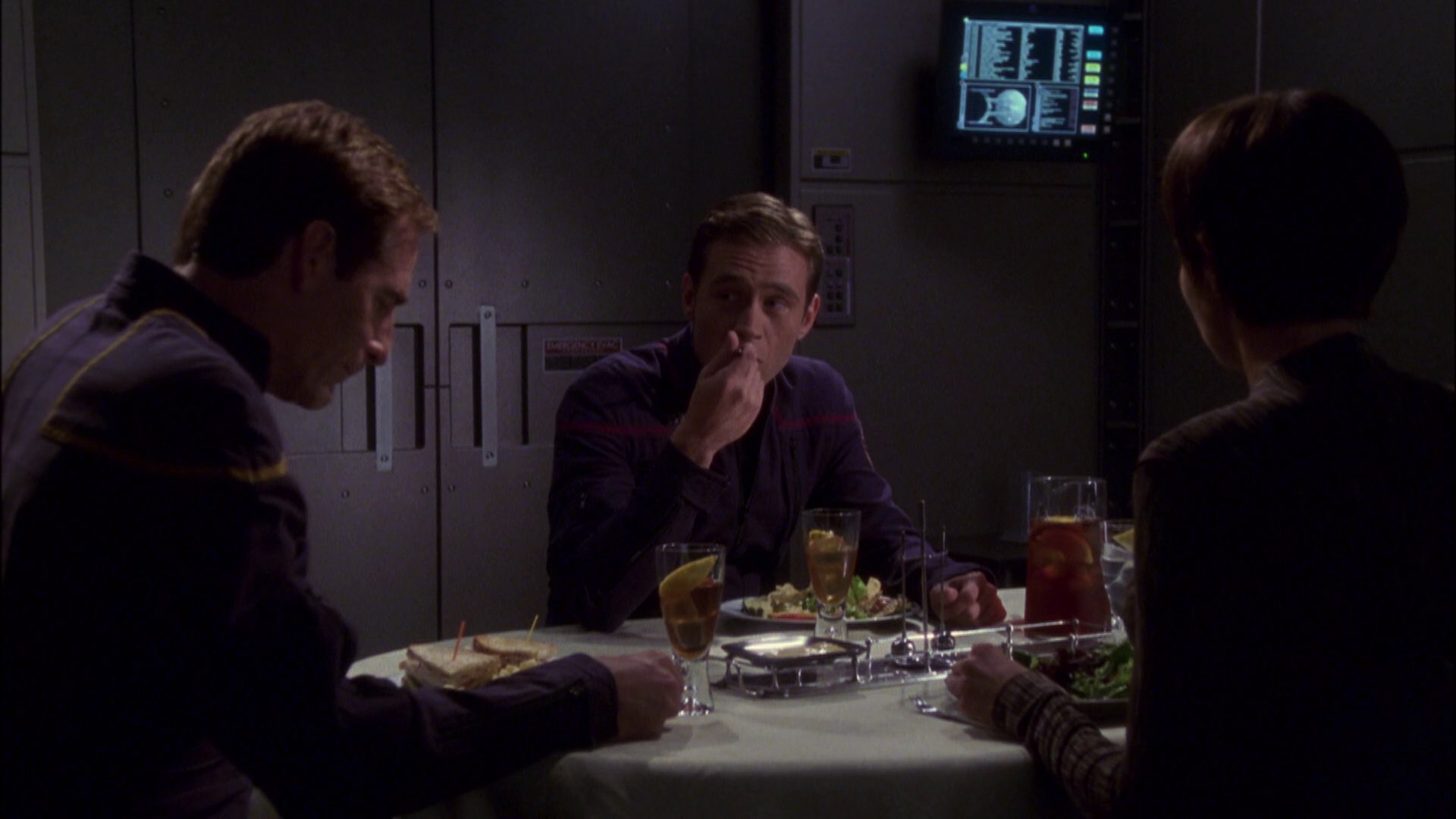 extant_StarTrek_ENT_1x05-Unexpected_3602.jpg