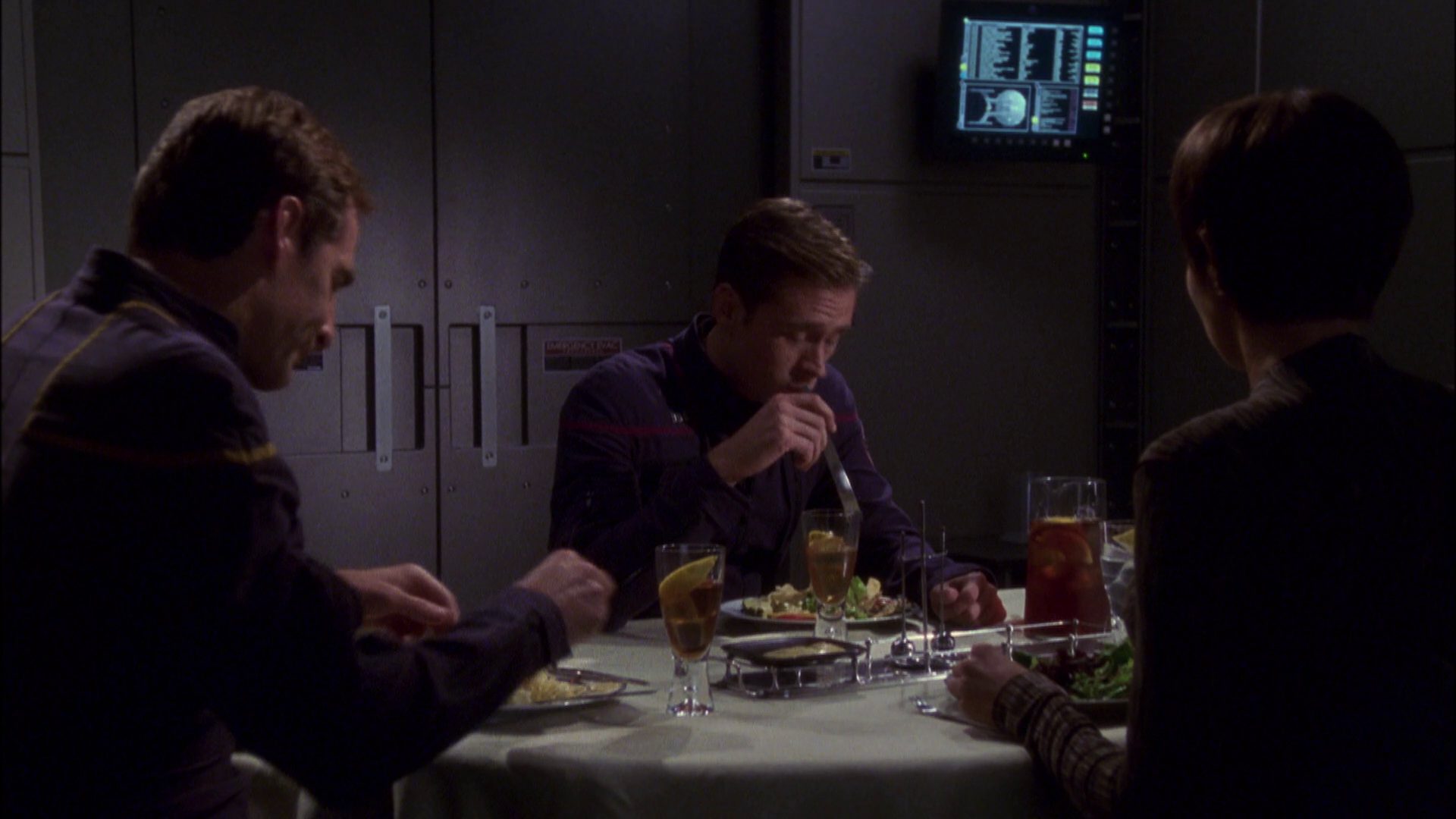 extant_StarTrek_ENT_1x05-Unexpected_3603.jpg