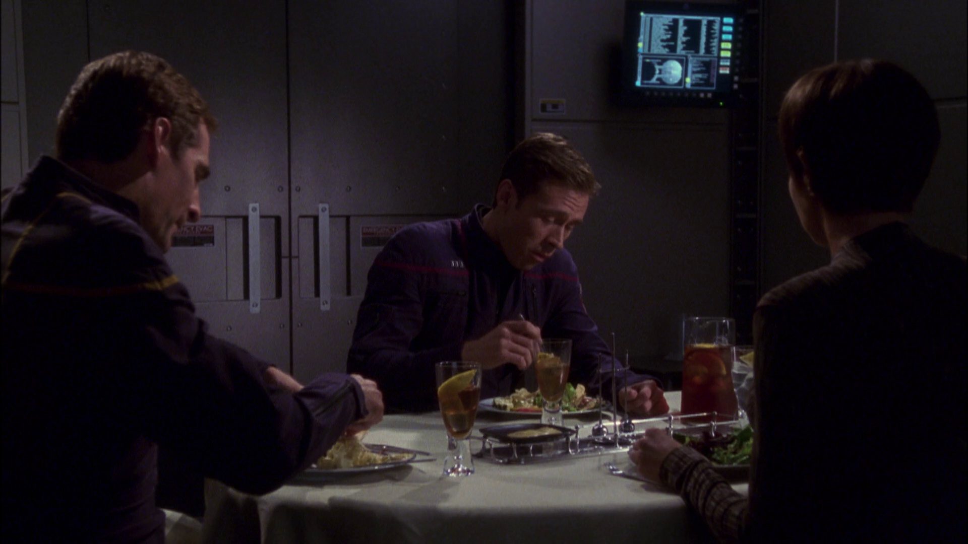 extant_StarTrek_ENT_1x05-Unexpected_3604.jpg