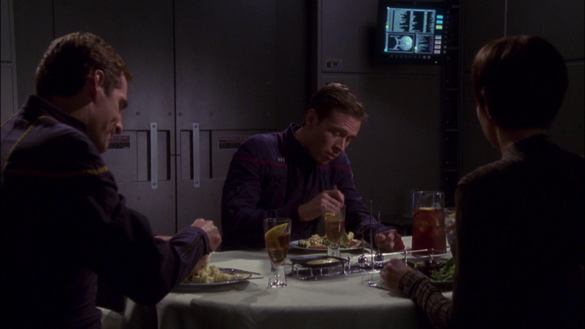 extant_StarTrek_ENT_1x05-Unexpected_3606.jpg