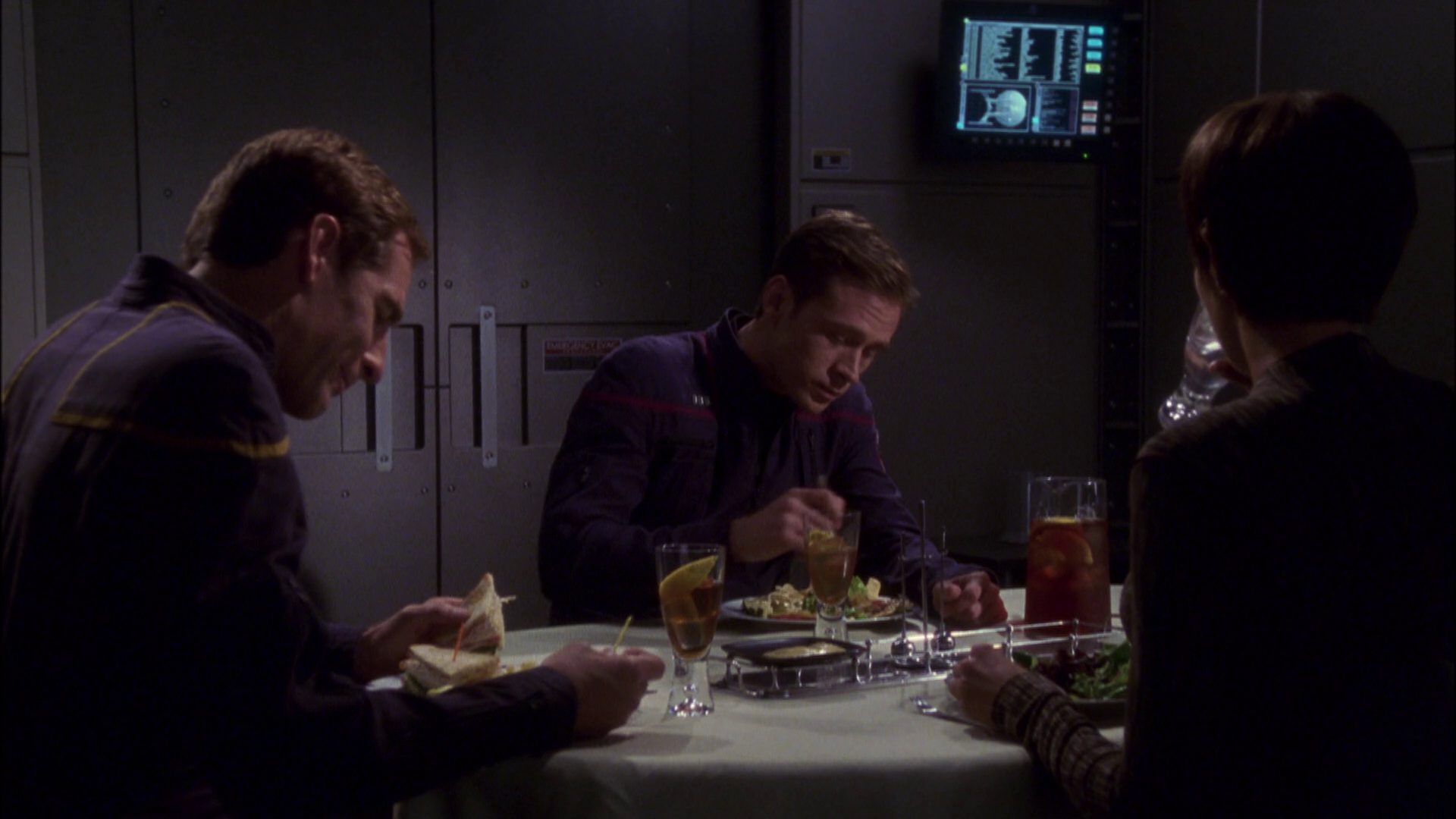 extant_StarTrek_ENT_1x05-Unexpected_3608.jpg