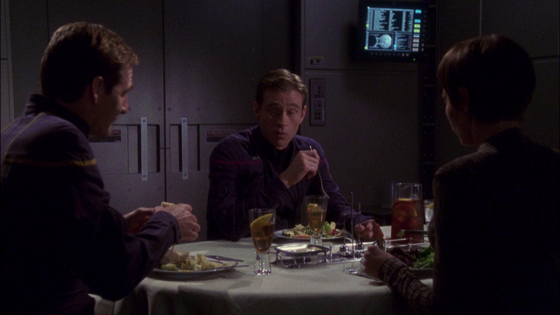 extant_StarTrek_ENT_1x05-Unexpected_3645.jpg