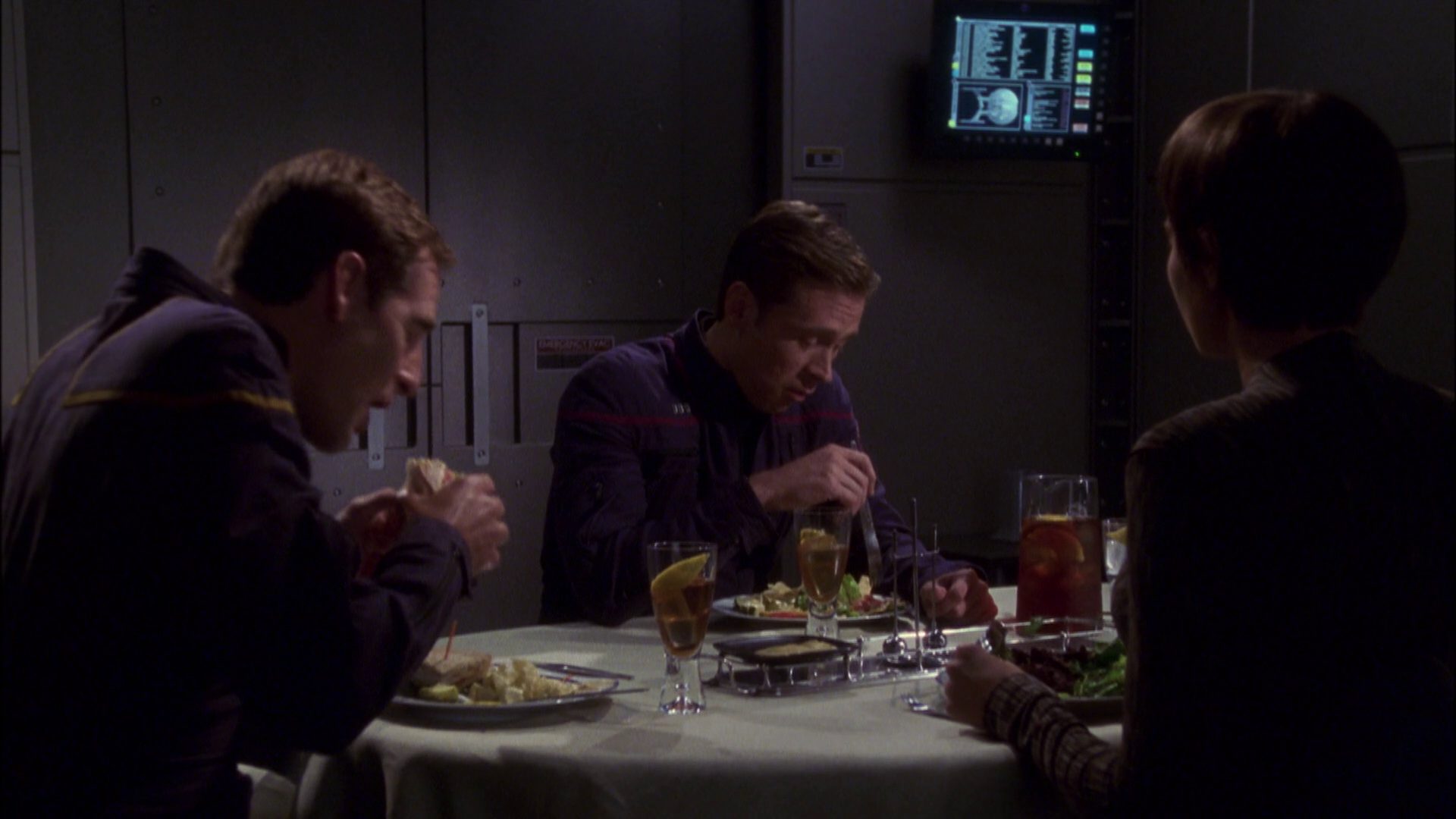 extant_StarTrek_ENT_1x05-Unexpected_3646.jpg